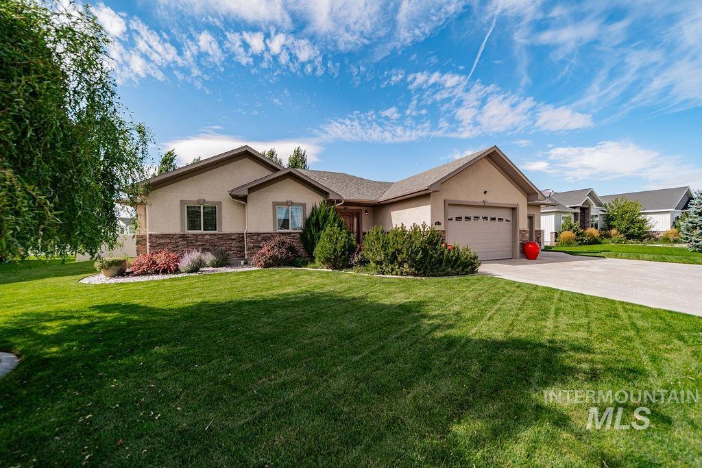 5119 Pevero, Idaho Falls, Idaho 83401, 3 Bedrooms, 2 Bathrooms, Residential For Sale, Price $550,000,MLS 98999778