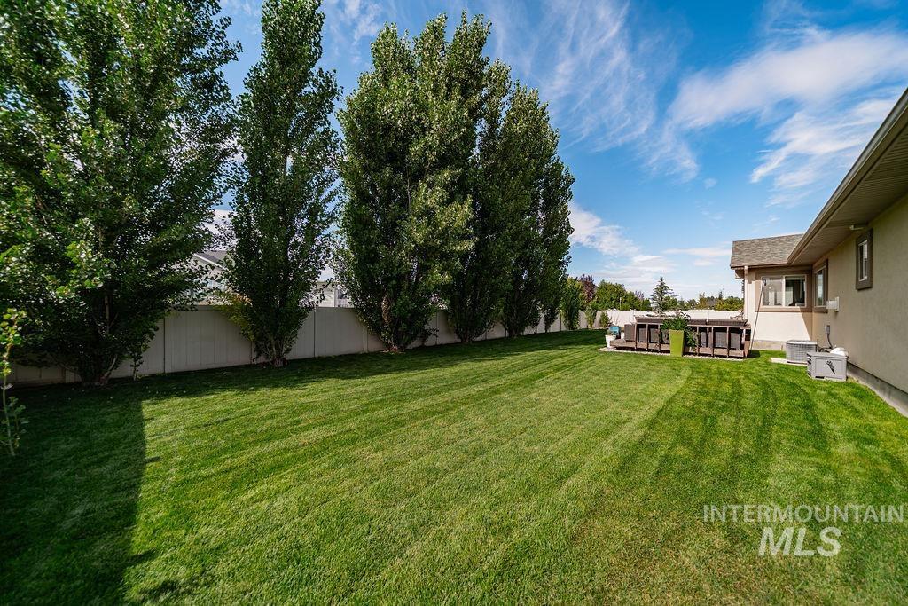 5119 Pevero, Idaho Falls, Idaho 83401, 3 Bedrooms, 2 Bathrooms, Residential For Sale, Price $550,000,MLS 98999778