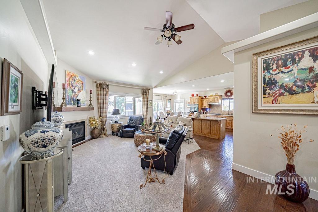 5119 Pevero, Idaho Falls, Idaho 83401, 3 Bedrooms, 2 Bathrooms, Residential For Sale, Price $550,000,MLS 98999778