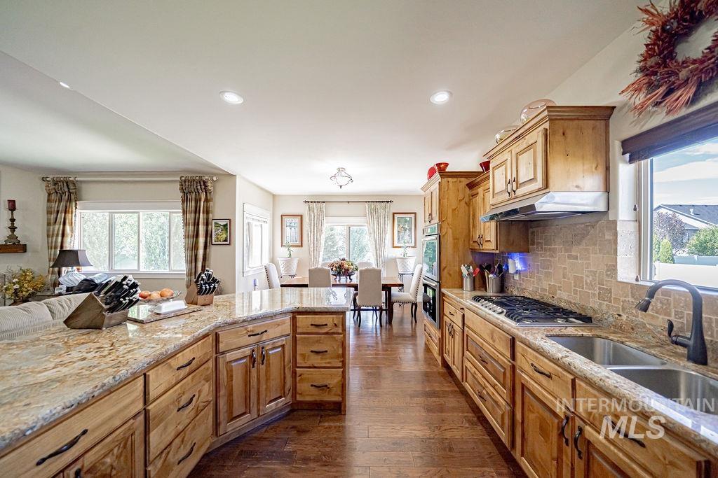 5119 Pevero, Idaho Falls, Idaho 83401, 3 Bedrooms, 2 Bathrooms, Residential For Sale, Price $550,000,MLS 98999778