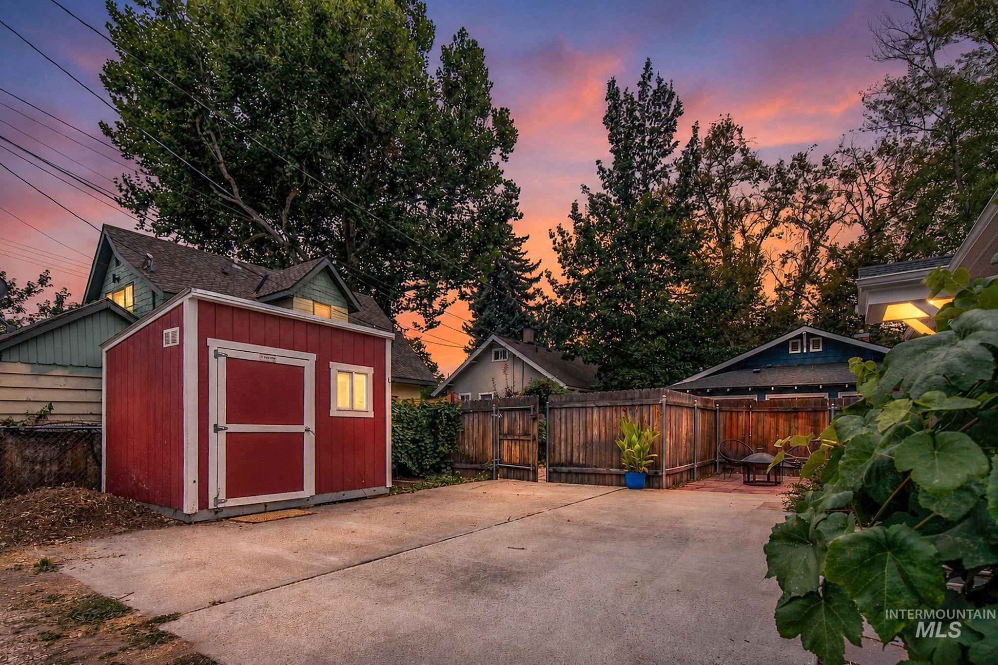 1606 N 26th, Boise, Idaho 83702, 4 Bedrooms, 2.5 Bathrooms, Residential For Sale, Price $899,000, 98999780