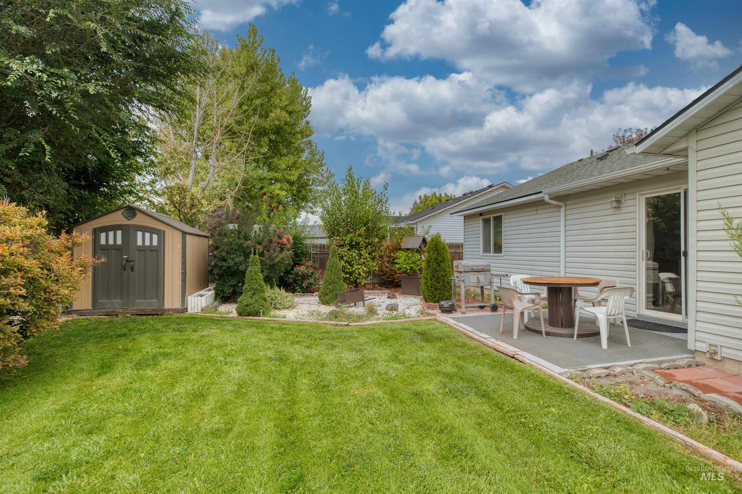 1915 W Mountain Pointe Ave, Nampa, Idaho 83651, 3 Bedrooms, 2 Bathrooms, Residential For Sale, Price $360,000, 98999781