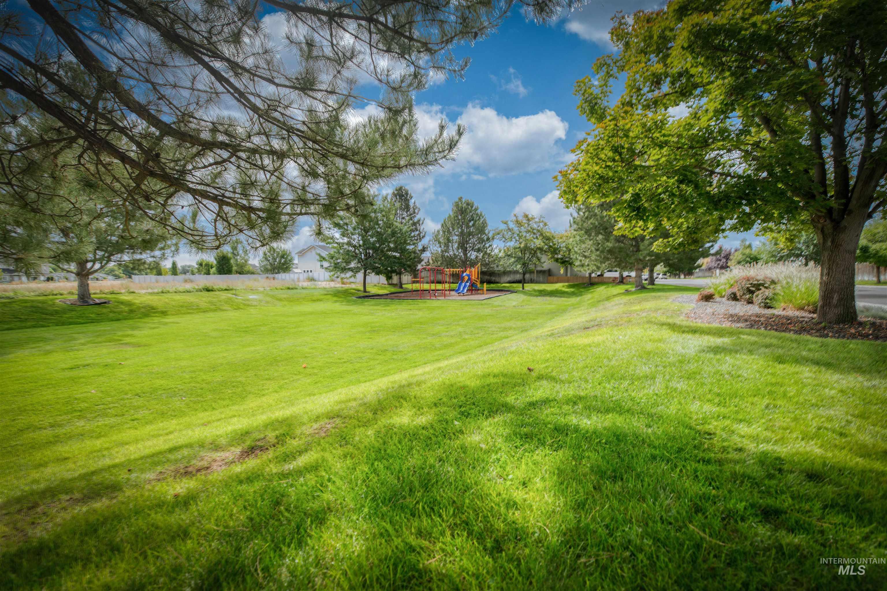 1915 W Mountain Pointe Ave, Nampa, Idaho 83651, 3 Bedrooms, 2 Bathrooms, Residential For Sale, Price $360,000, 98999781