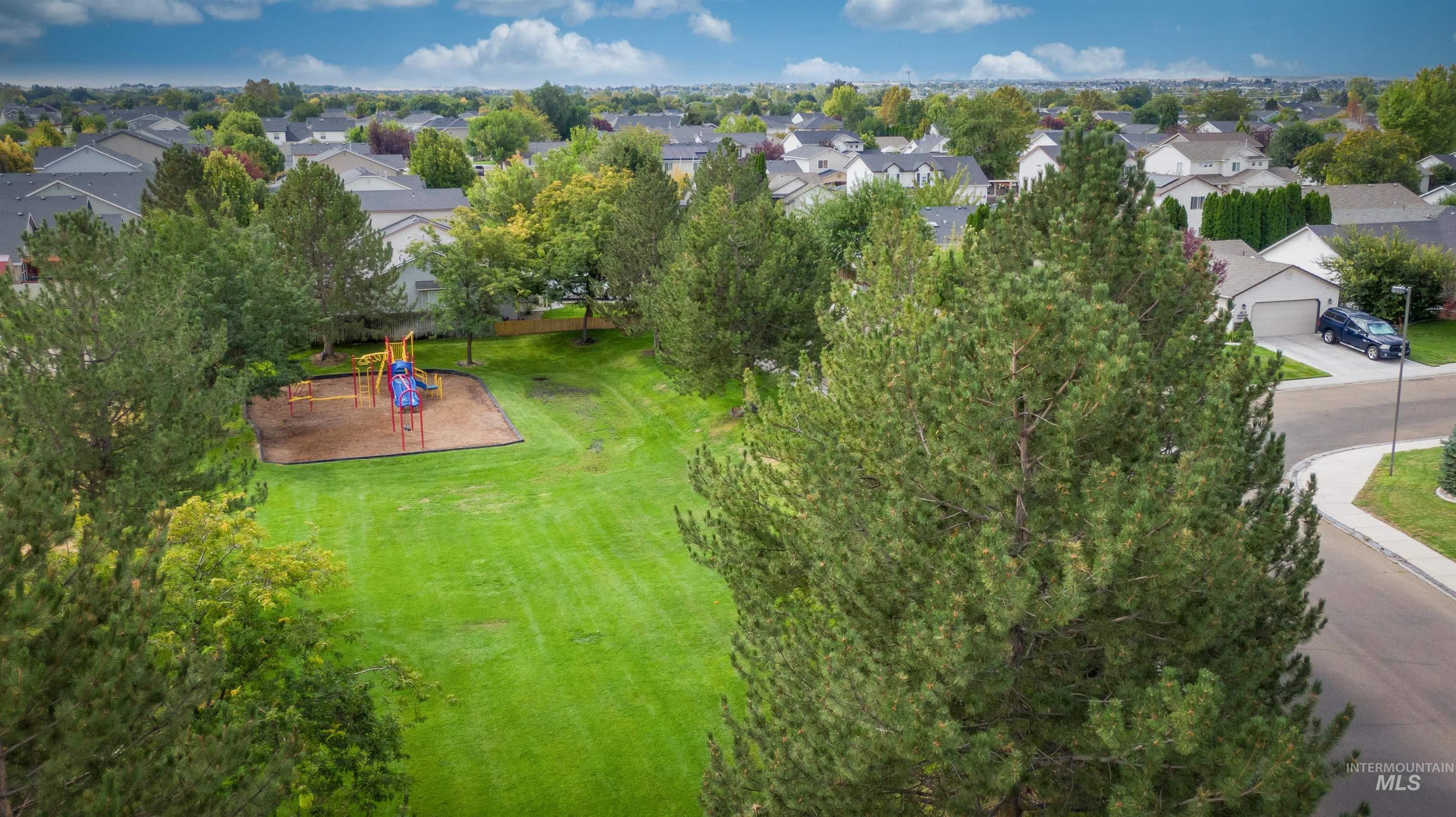 1915 W Mountain Pointe Ave, Nampa, Idaho 83651, 3 Bedrooms, 2 Bathrooms, Residential For Sale, Price $360,000, 98999781