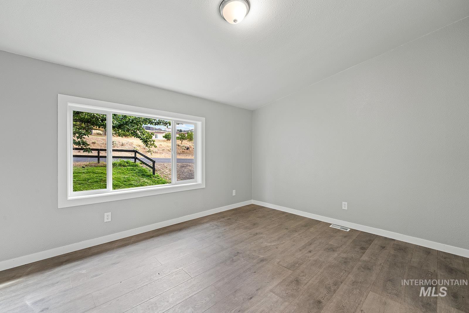 2750 9th Avenue, Clarkston, Washington 99403, 3 Bedrooms, 2 Bathrooms, Residential For Sale, Price $429,900,MLS 98999782