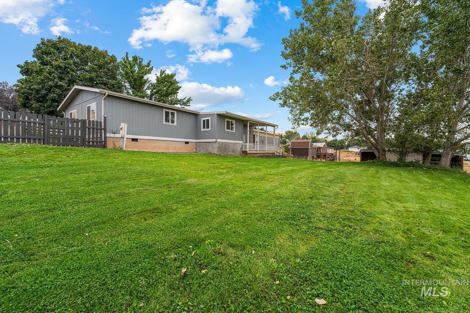 2750 9th Avenue, Clarkston, Washington 99403, 3 Bedrooms, 2 Bathrooms, Residential For Sale, Price $429,900,MLS 98999782