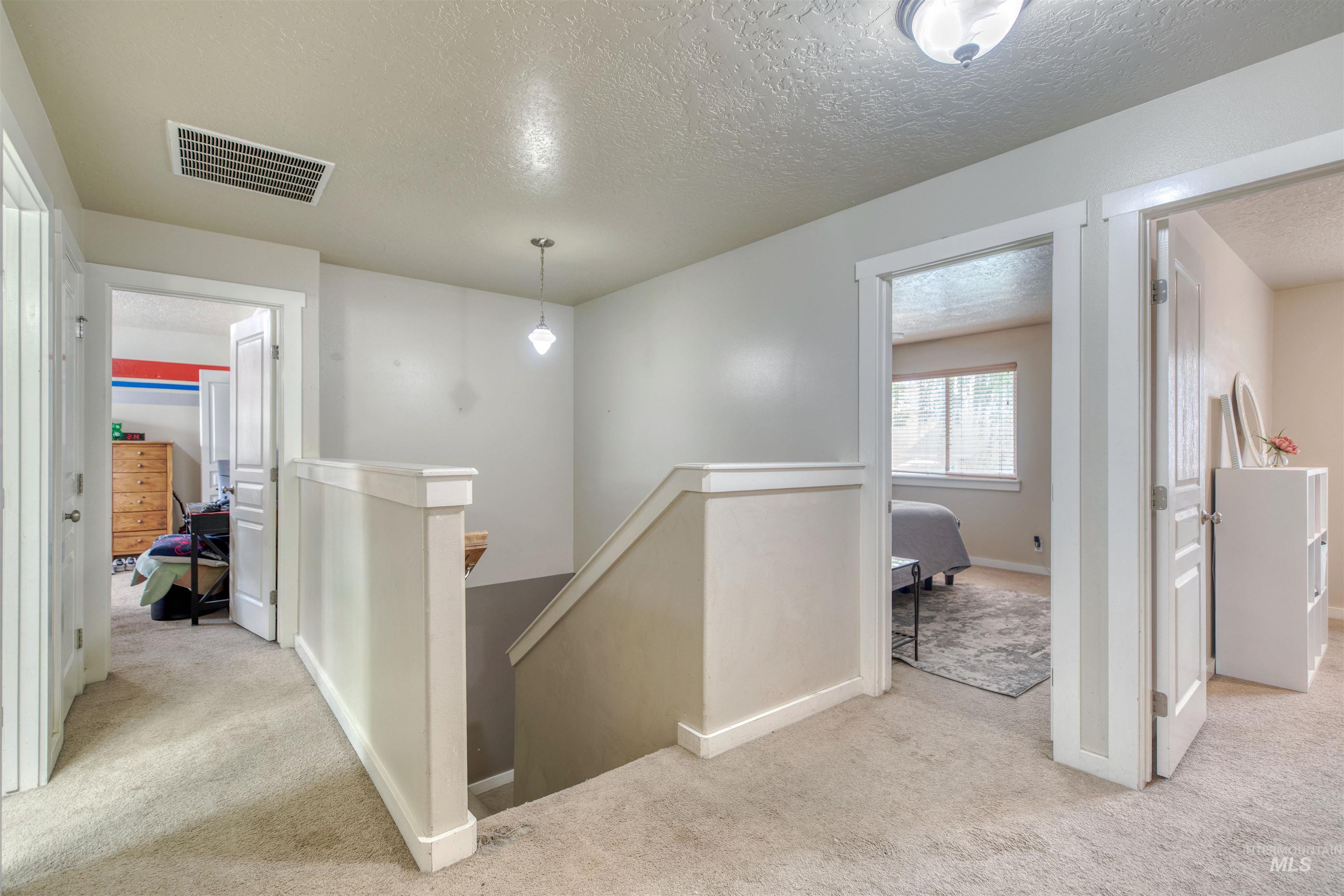 5950 S Harrington Way, Boise, Idaho 83709, 4 Bedrooms, 2.5 Bathrooms, Residential For Sale, Price $475,000,MLS 98999783