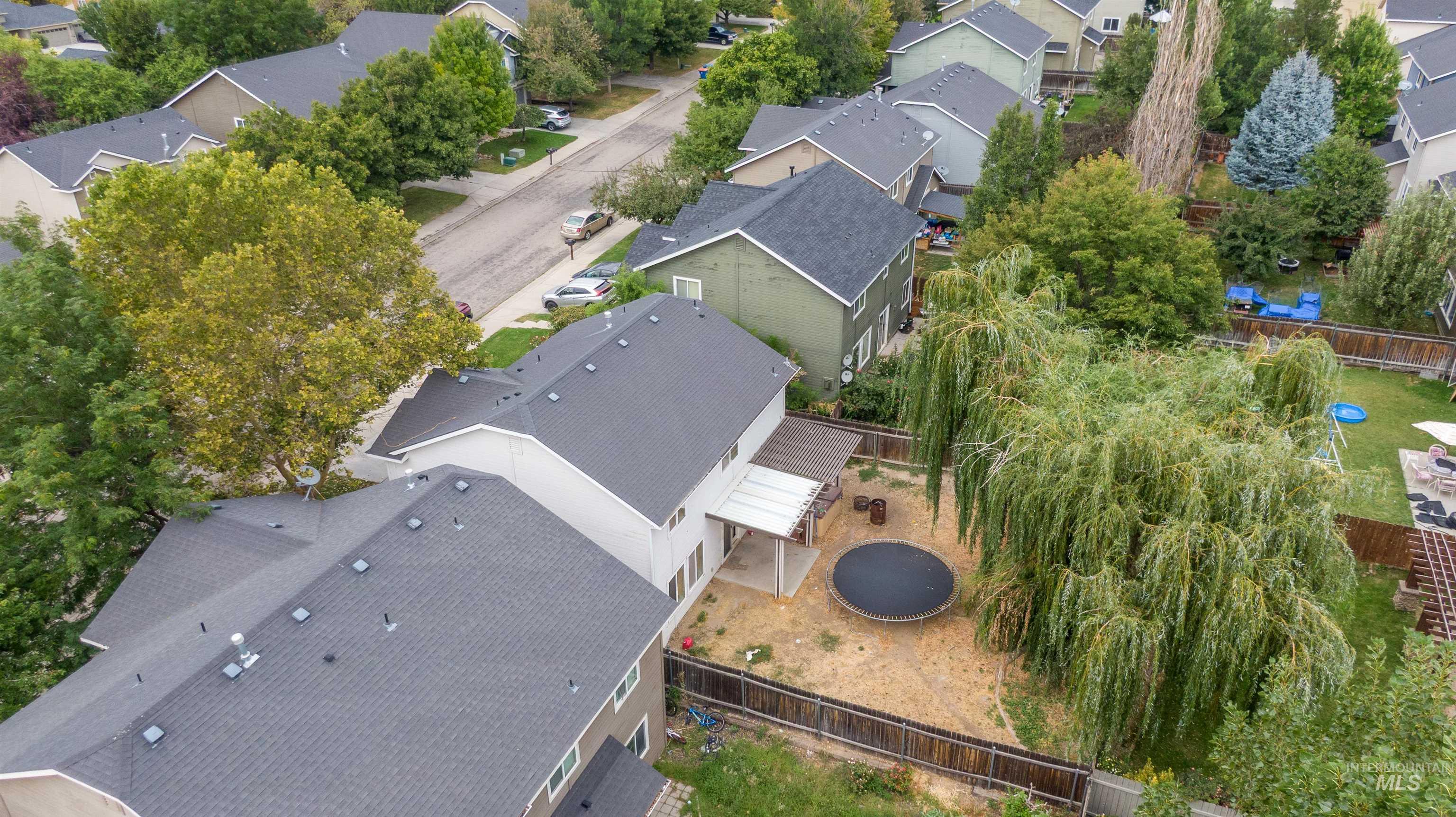 5950 S Harrington Way, Boise, Idaho 83709, 4 Bedrooms, 2.5 Bathrooms, Residential For Sale, Price $475,000,MLS 98999783
