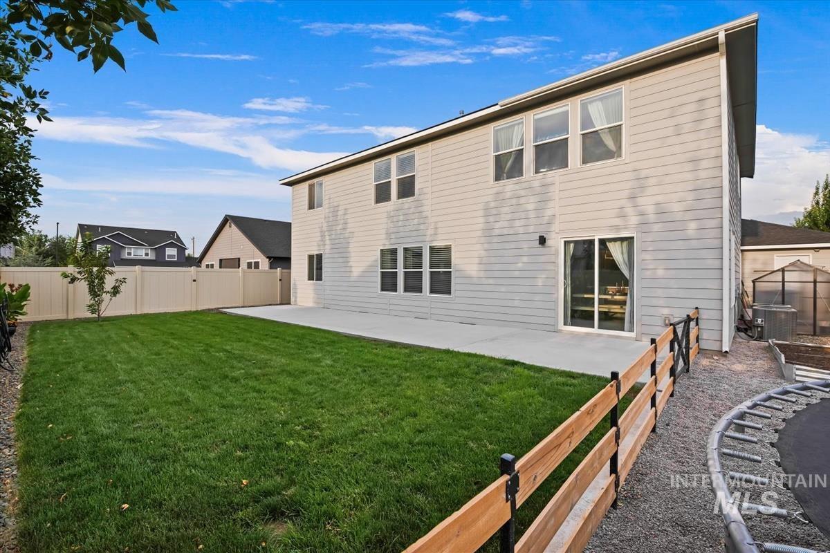 3101 N Night Owl Ave, Kuna, Idaho 83634, 4 Bedrooms, 3 Bathrooms, Residential For Sale, Price $645,000,MLS 98999785