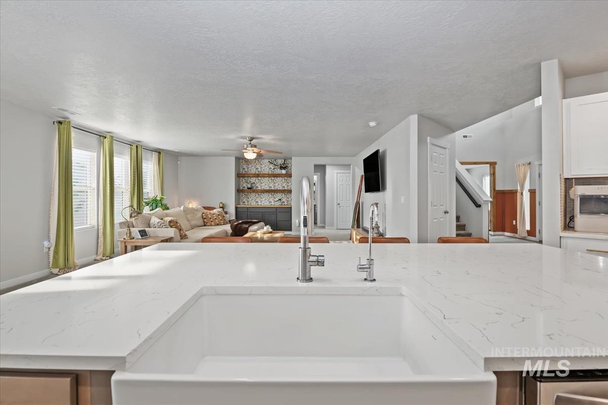 3101 N Night Owl Ave, Kuna, Idaho 83634, 4 Bedrooms, 3 Bathrooms, Residential For Sale, Price $645,000,MLS 98999785