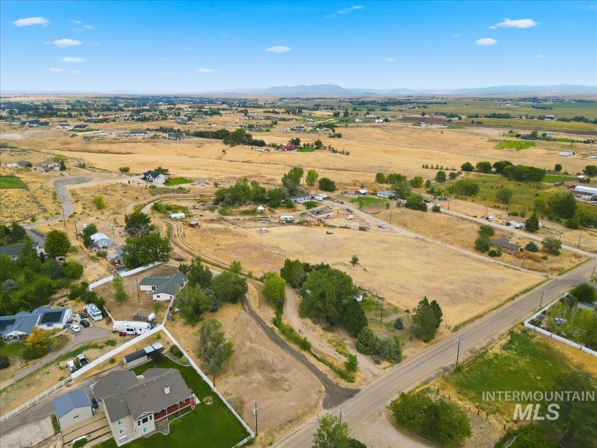 17114 Goodson Rd, Caldwell, Idaho 83607, 3 Bedrooms, 2 Bathrooms, Residential For Sale, Price $547,897,MLS 98999786