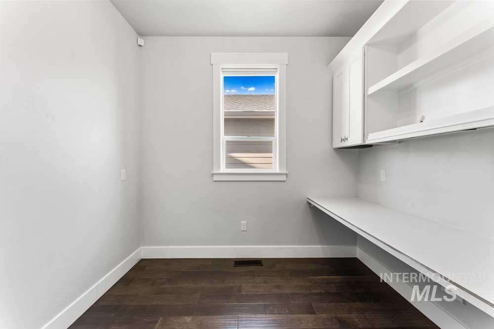 3298 S Cobble Pl, Meridian, Idaho 83642, 3 Bedrooms, 2.5 Bathrooms, Residential For Sale, Price $679,900,MLS 98999790