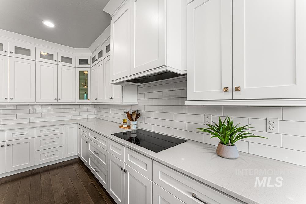 3298 S Cobble Pl, Meridian, Idaho 83642, 3 Bedrooms, 2.5 Bathrooms, Residential For Sale, Price $679,900,MLS 98999790