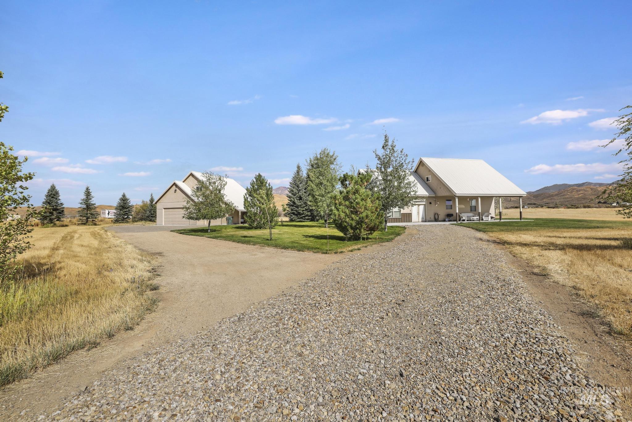 103 Horseshoe Loop, Fairfield, Idaho 83327, 4 Bedrooms, 2 Bathrooms, Residential For Sale, Price $849,500, 98999792
