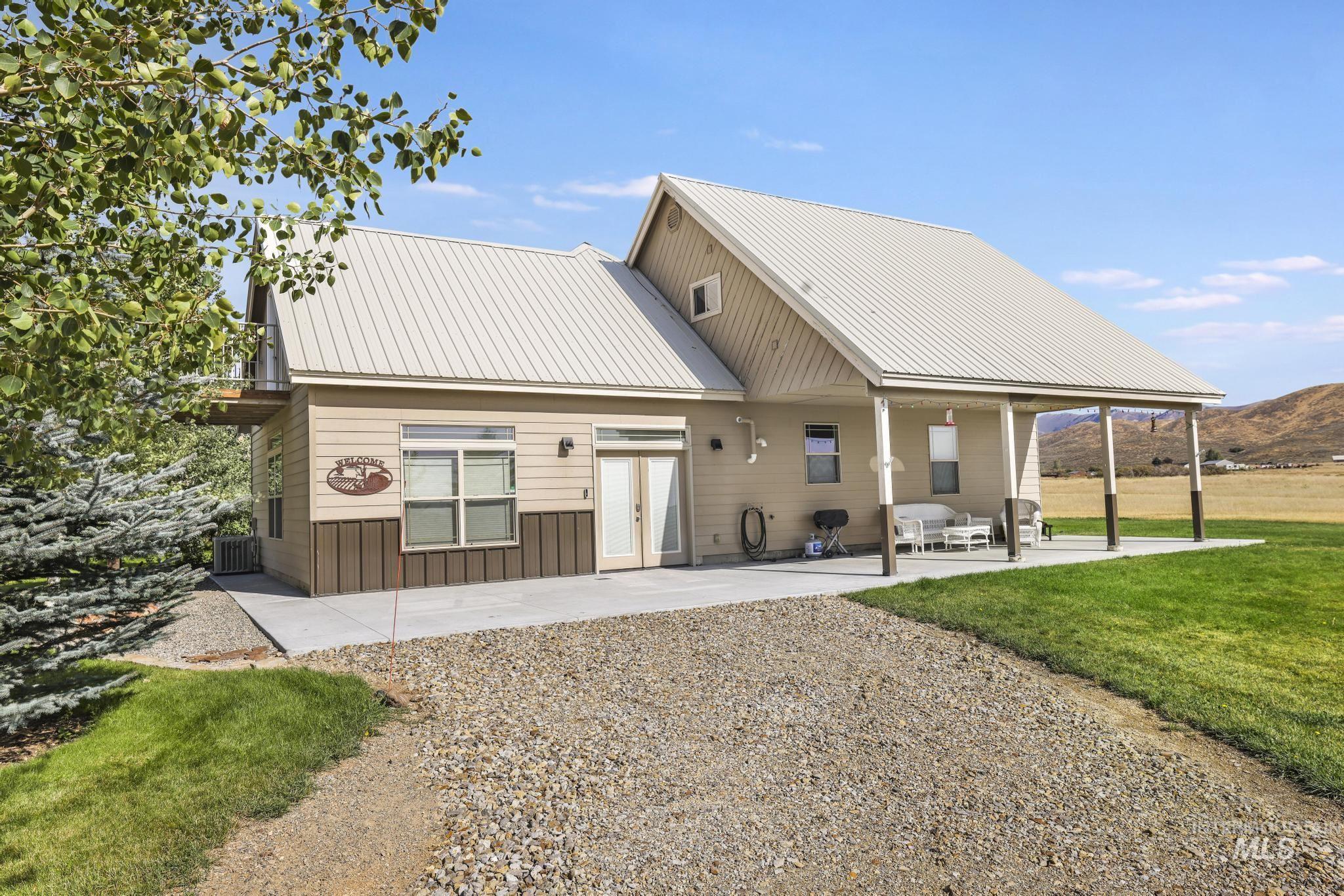 103 Horseshoe Loop, Fairfield, Idaho 83327, 4 Bedrooms, 2 Bathrooms, Residential For Sale, Price $849,500, 98999792
