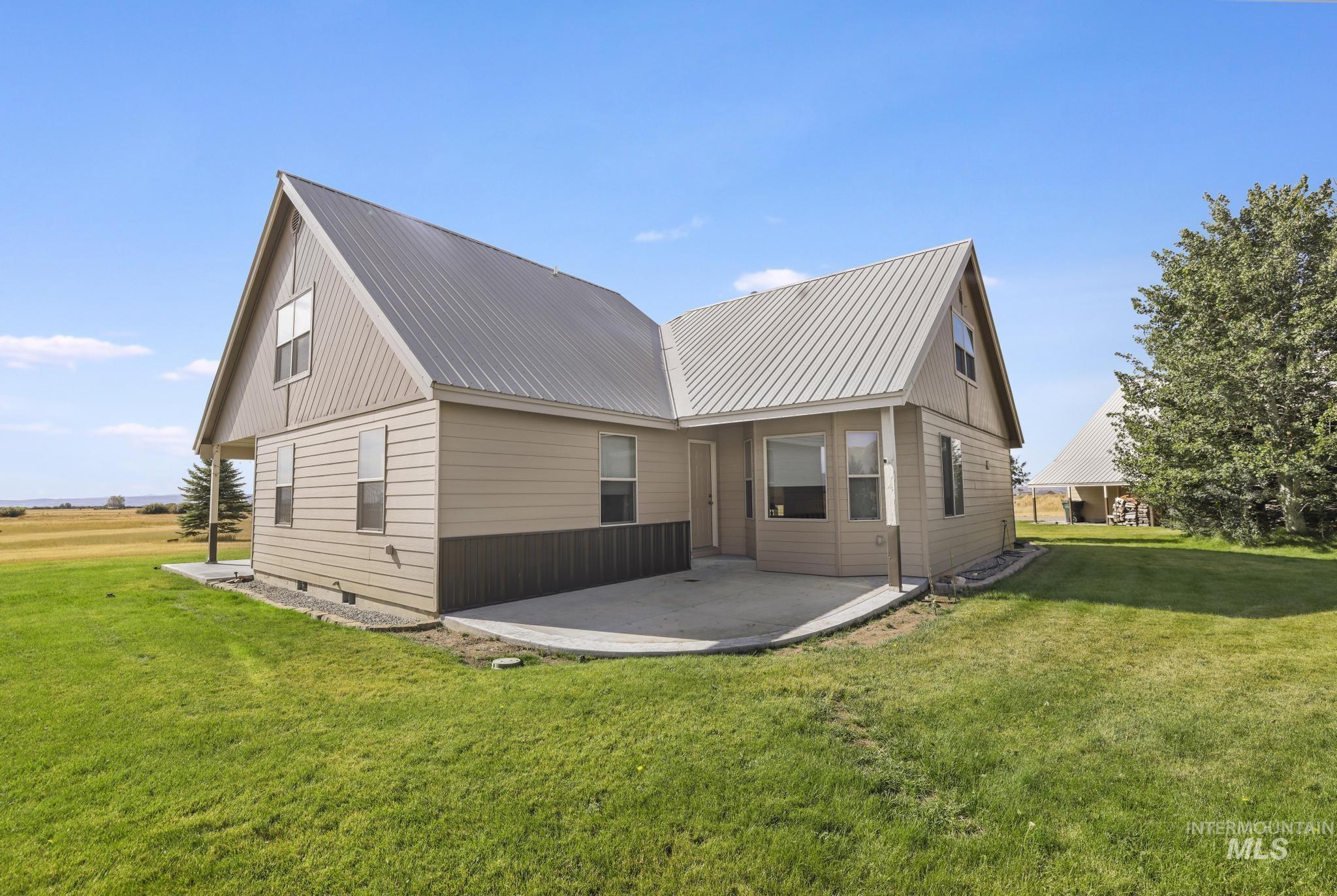 103 Horseshoe Loop, Fairfield, Idaho 83327, 4 Bedrooms, 2 Bathrooms, Residential For Sale, Price $849,500, 98999792