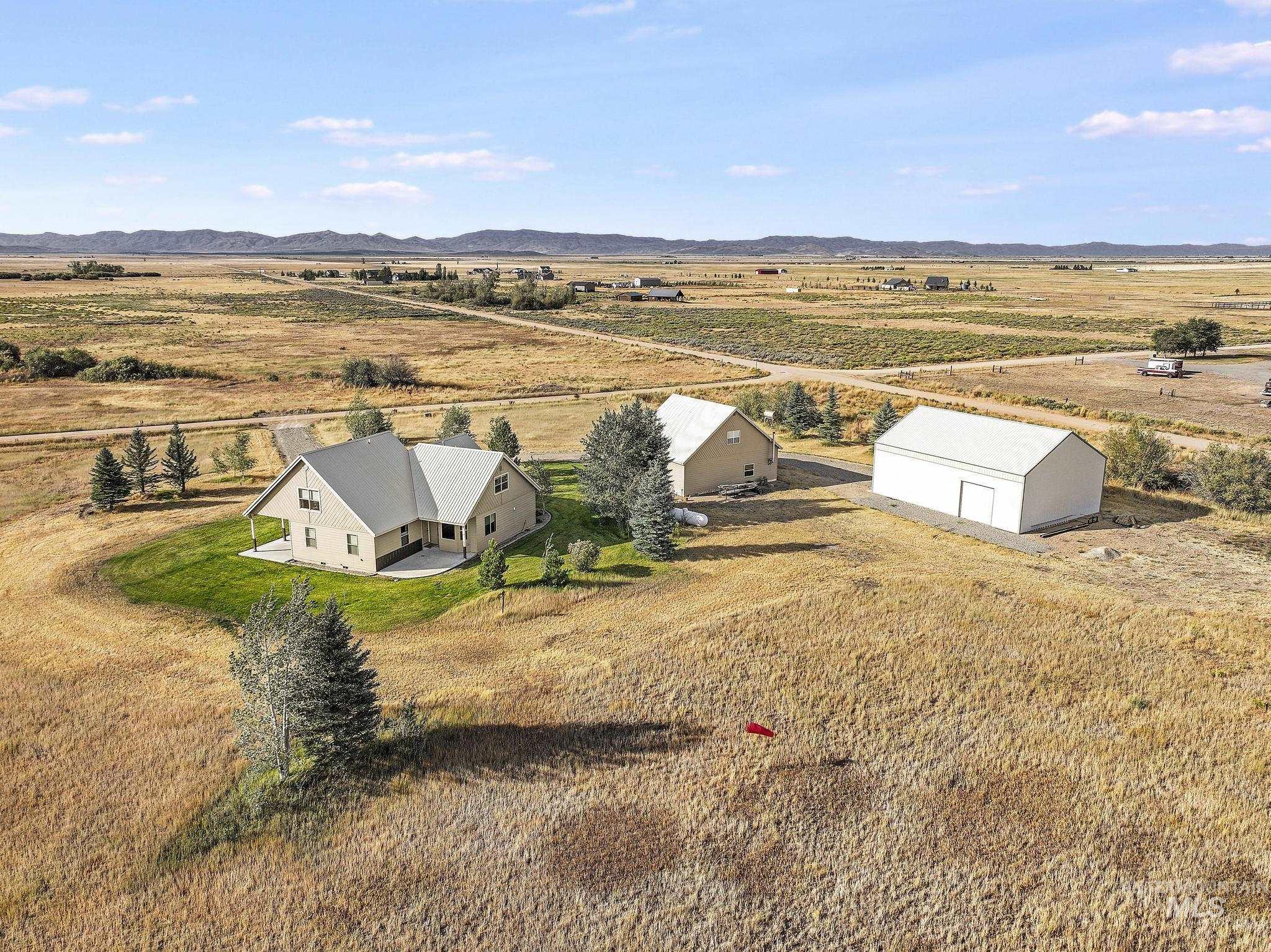 103 Horseshoe Loop, Fairfield, Idaho 83327, 4 Bedrooms, 2 Bathrooms, Residential For Sale, Price $849,500, 98999792