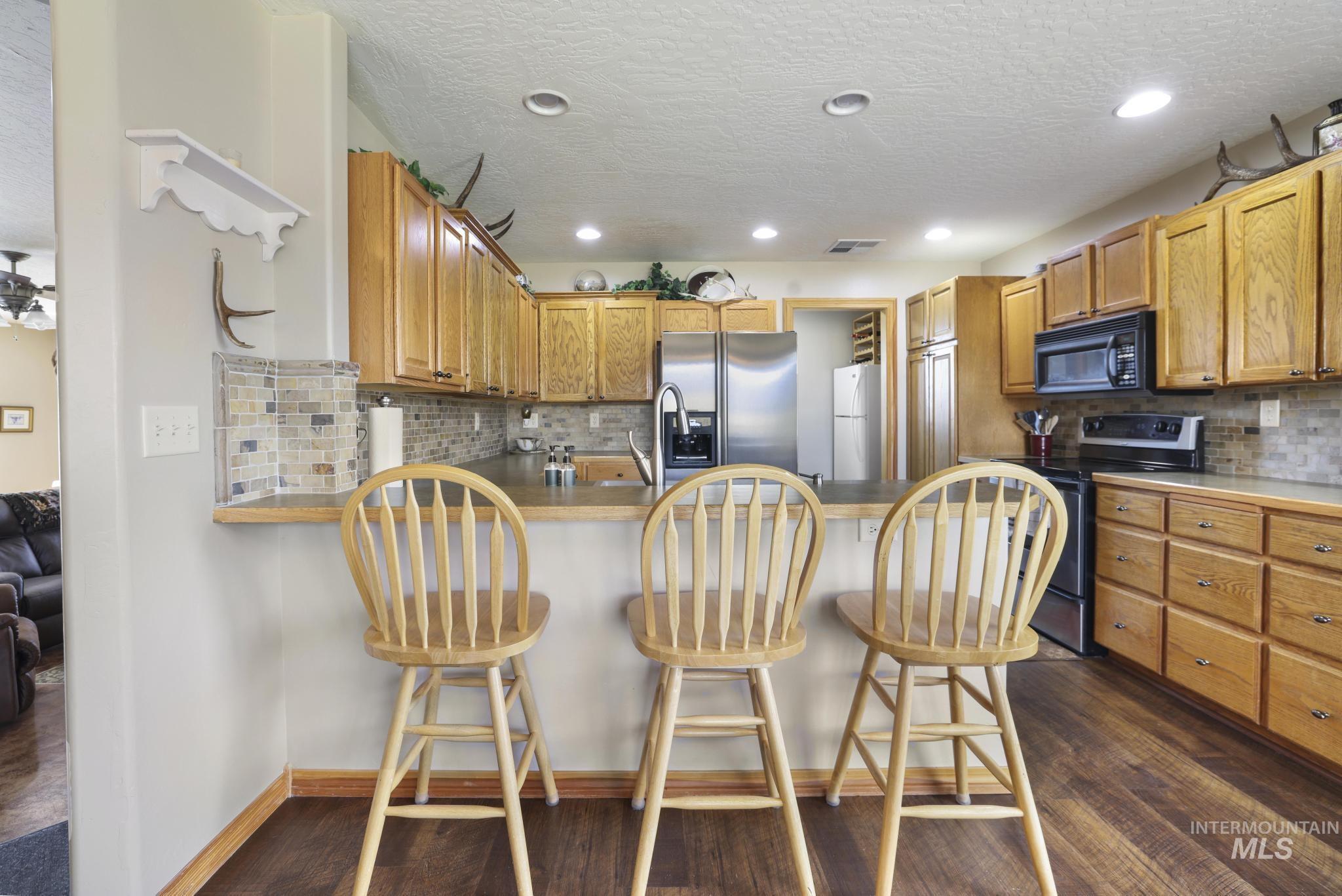 103 Horseshoe Loop, Fairfield, Idaho 83327, 4 Bedrooms, 2 Bathrooms, Residential For Sale, Price $849,500, 98999792