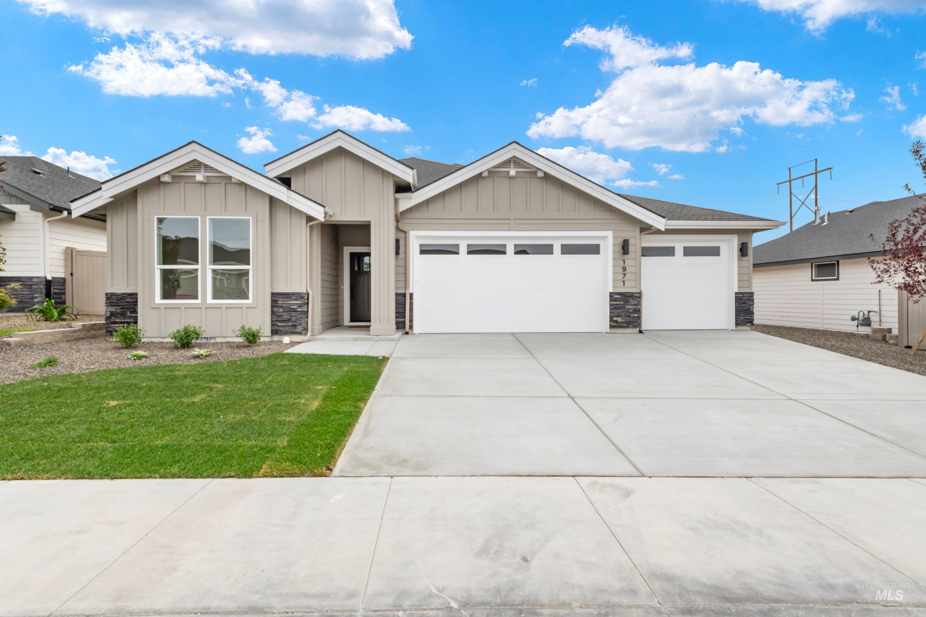 1971 W Bittern, Nampa, Idaho 83686, 3 Bedrooms, 2 Bathrooms, Residential For Sale, Price $549,900,MLS 98999795