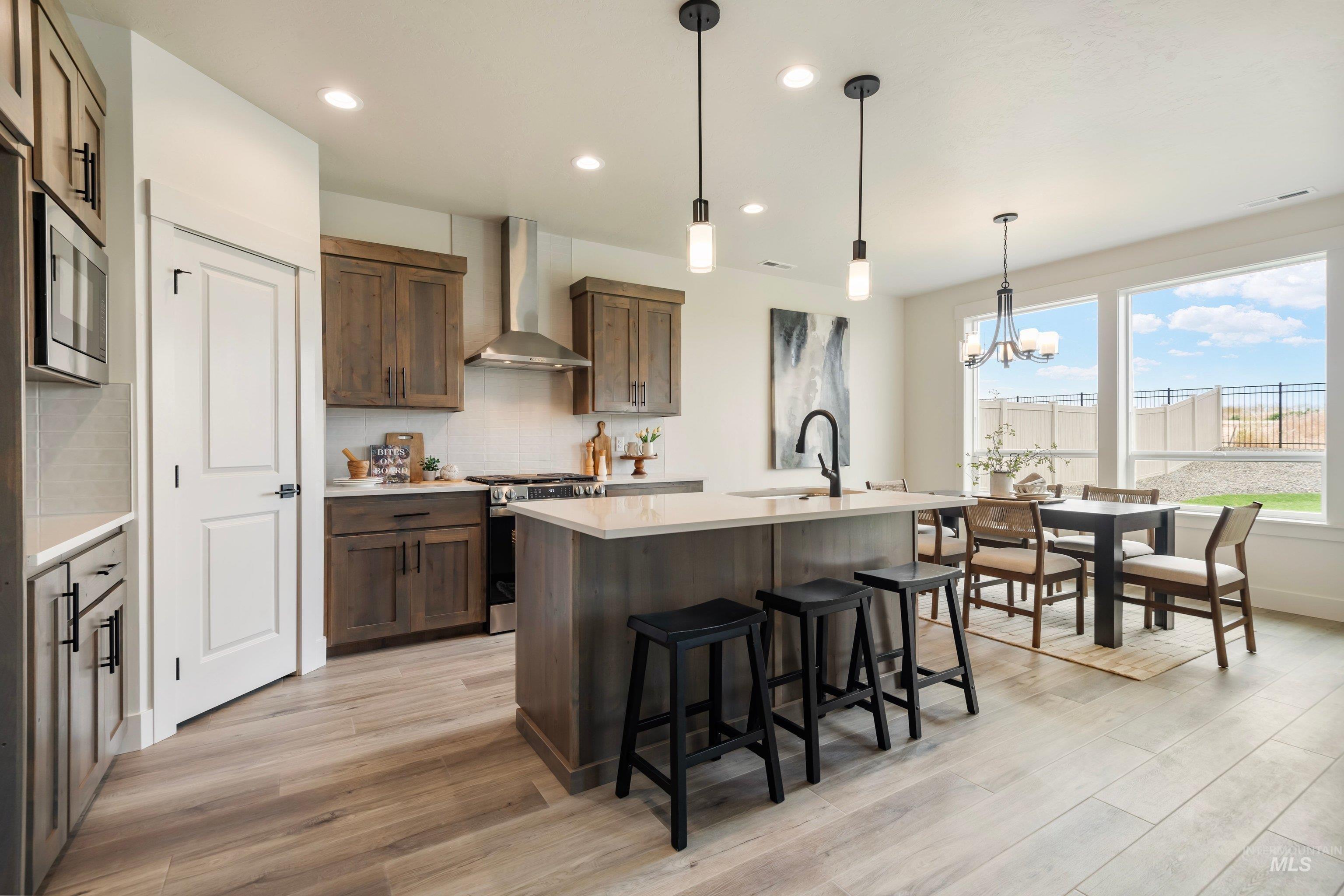 1971 W Bittern, Nampa, Idaho 83686, 3 Bedrooms, 2 Bathrooms, Residential For Sale, Price $549,900,MLS 98999795