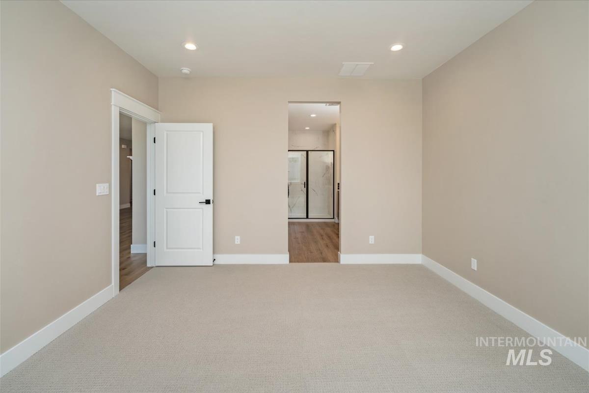 8959 W Moon River Dr, Star, Idaho 83669, 3 Bedrooms, 2 Bathrooms, Residential For Sale, Price $599,900,MLS 98999796