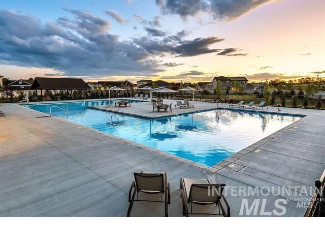 8959 W Moon River Dr, Star, Idaho 83669, 3 Bedrooms, 2 Bathrooms, Residential For Sale, Price $599,900,MLS 98999796