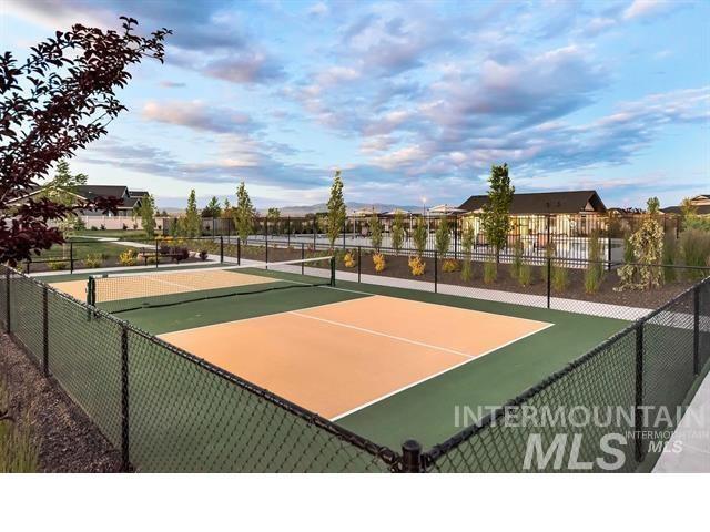8959 W Moon River Dr, Star, Idaho 83669, 3 Bedrooms, 2 Bathrooms, Residential For Sale, Price $599,900,MLS 98999796