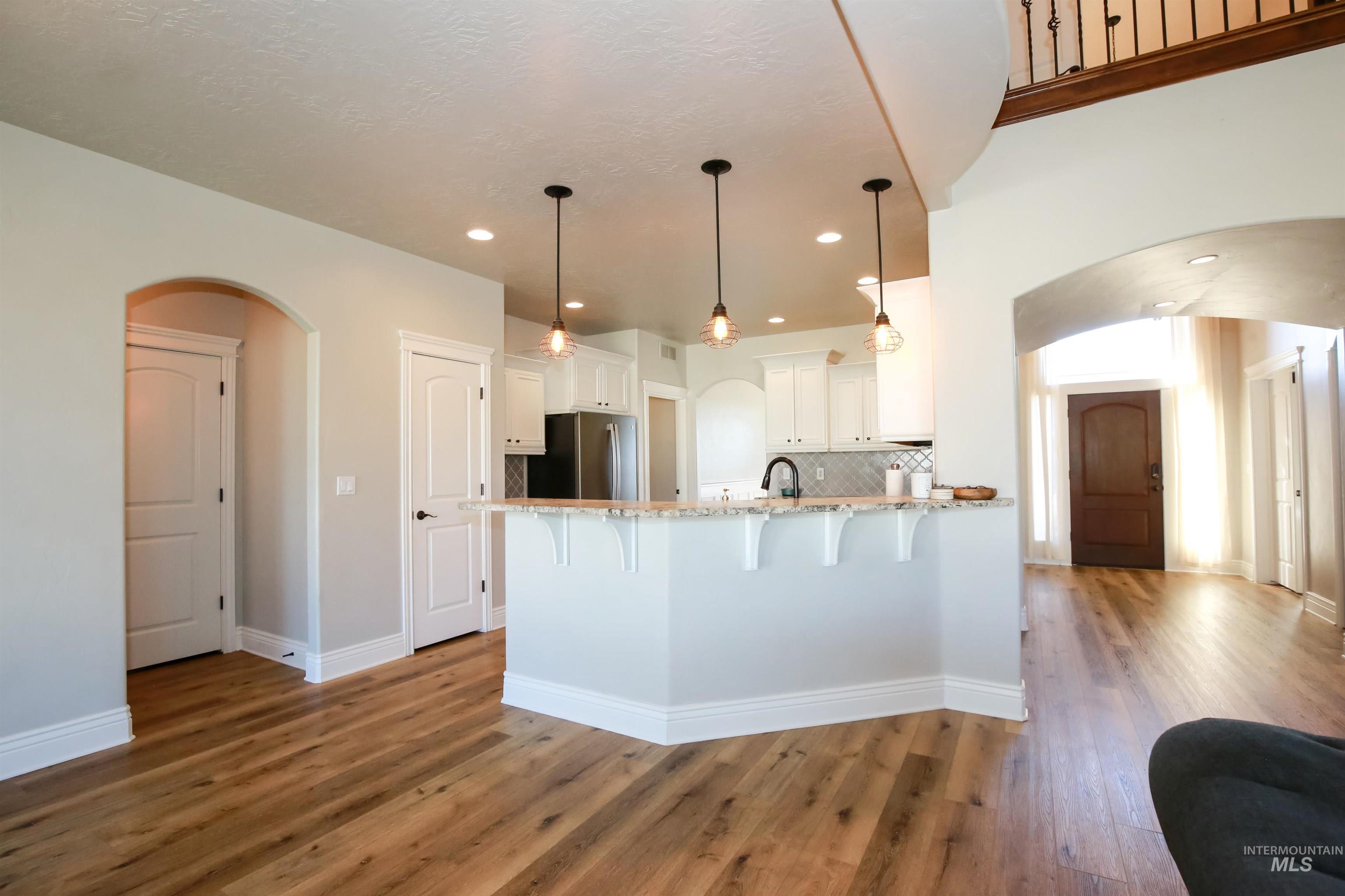 740 Syringa Springs Drive, Fruitland, Idaho 83619, 5 Bedrooms, 2.5 Bathrooms, Residential For Sale, Price $615,000,MLS 98999798
