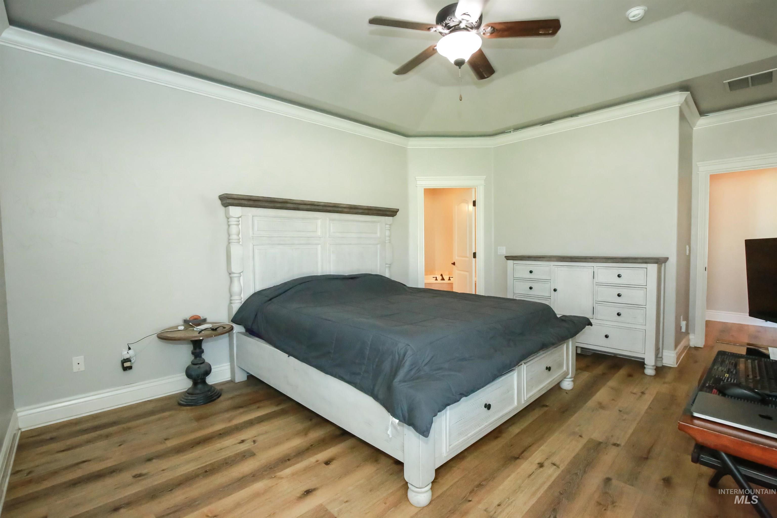 740 Syringa Springs Drive, Fruitland, Idaho 83619, 5 Bedrooms, 2.5 Bathrooms, Residential For Sale, Price $615,000,MLS 98999798