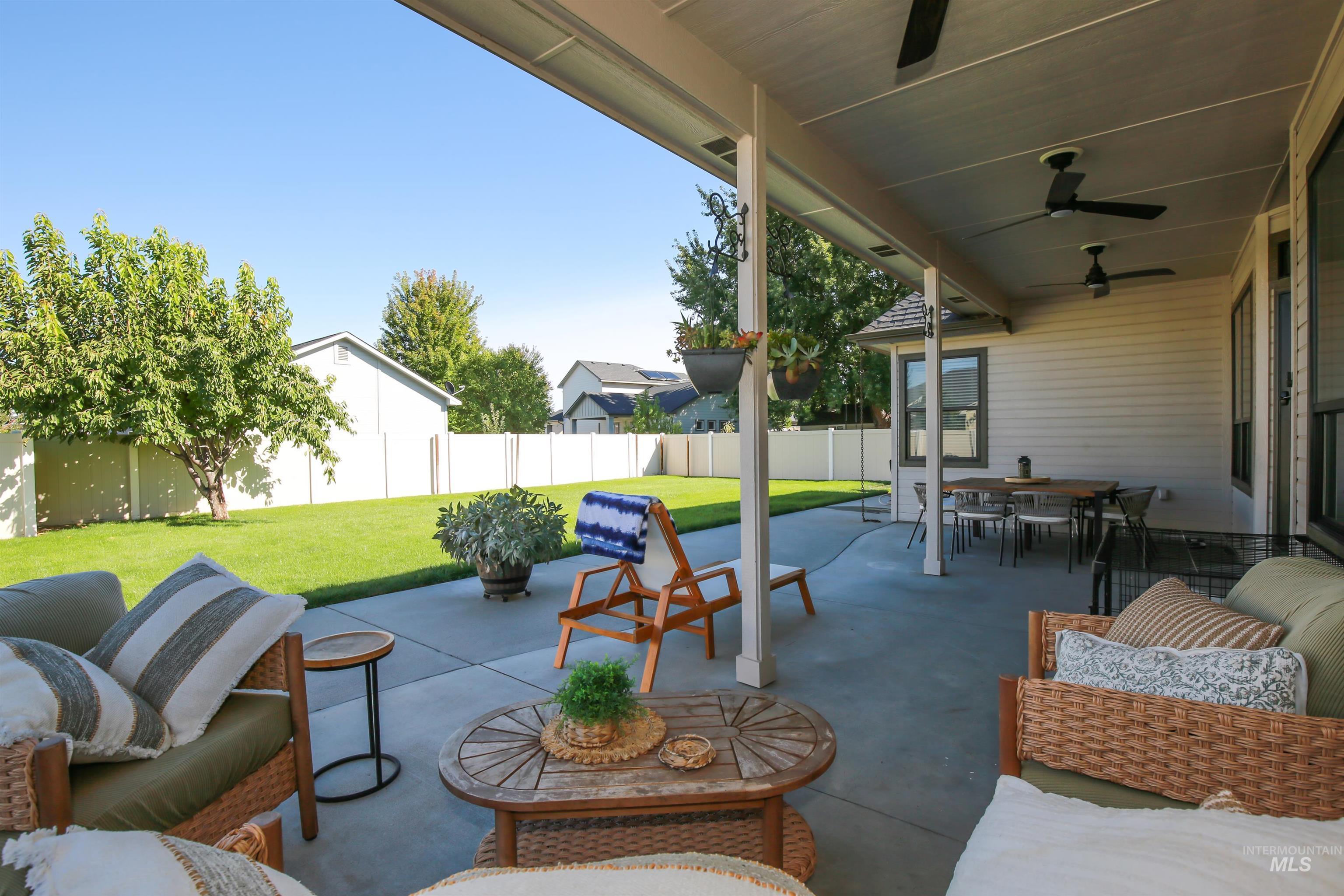 740 Syringa Springs Drive, Fruitland, Idaho 83619, 5 Bedrooms, 2.5 Bathrooms, Residential For Sale, Price $615,000,MLS 98999798