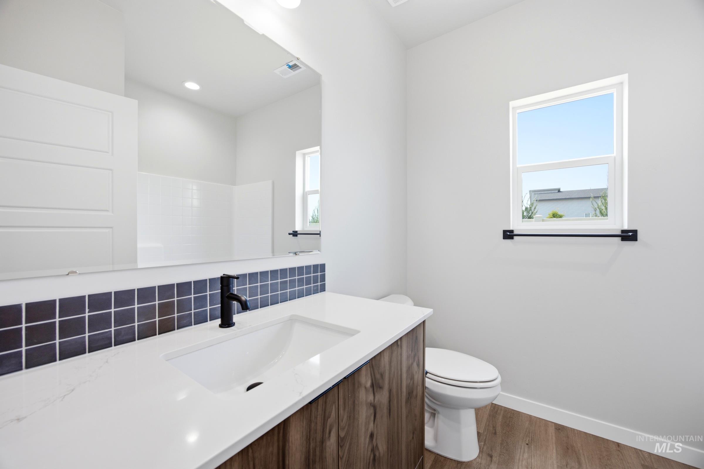 3149 N Porgy Way, Eagle, Idaho 83616, 4 Bedrooms, 2 Bathrooms, Residential For Sale, Price $679,990,MLS 98999799