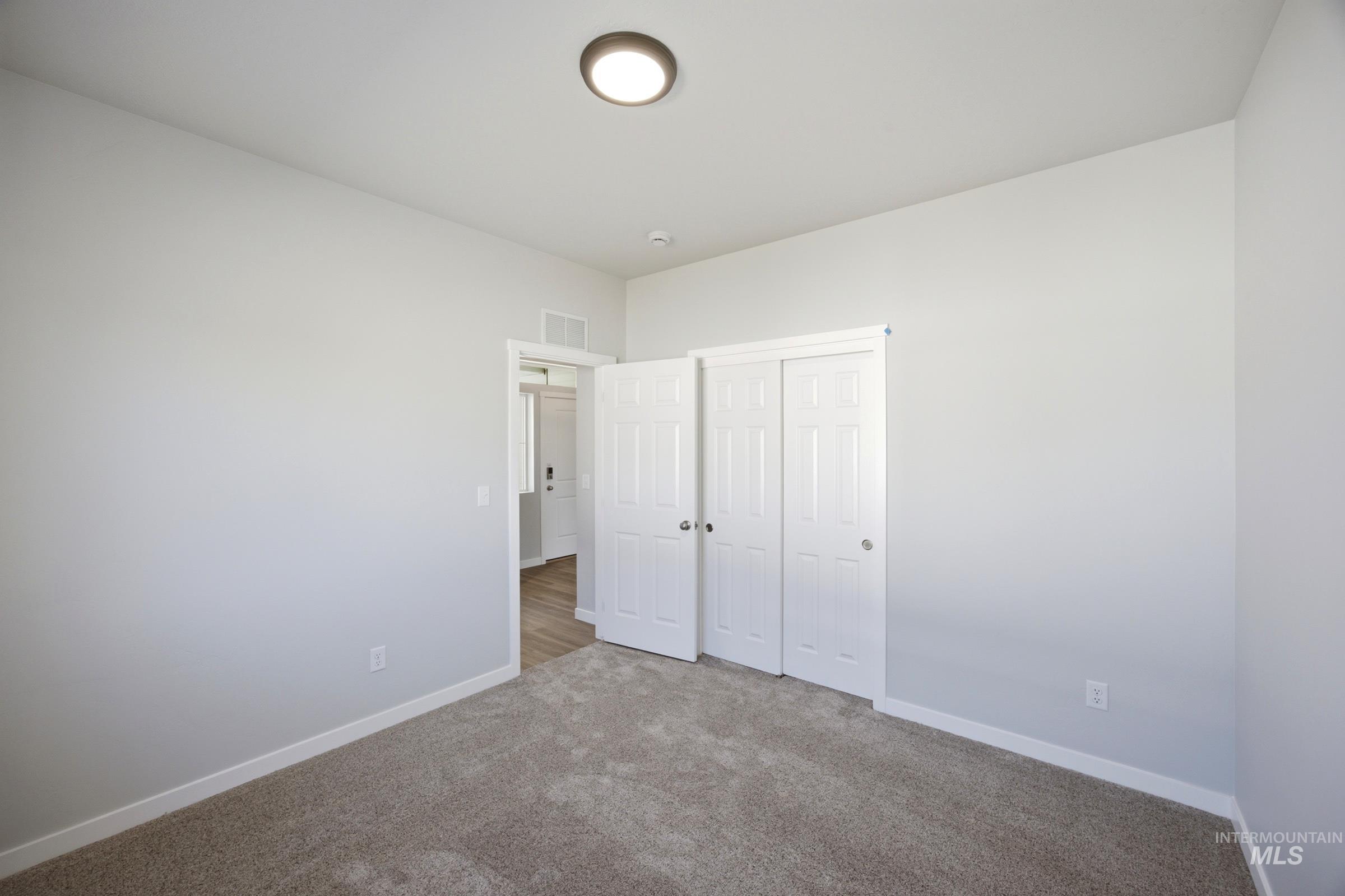 1825 Gyrfalcon St, Middleton, Idaho 83644, 3 Bedrooms, 2 Bathrooms, Residential For Sale, Price $449,990,MLS 98999800
