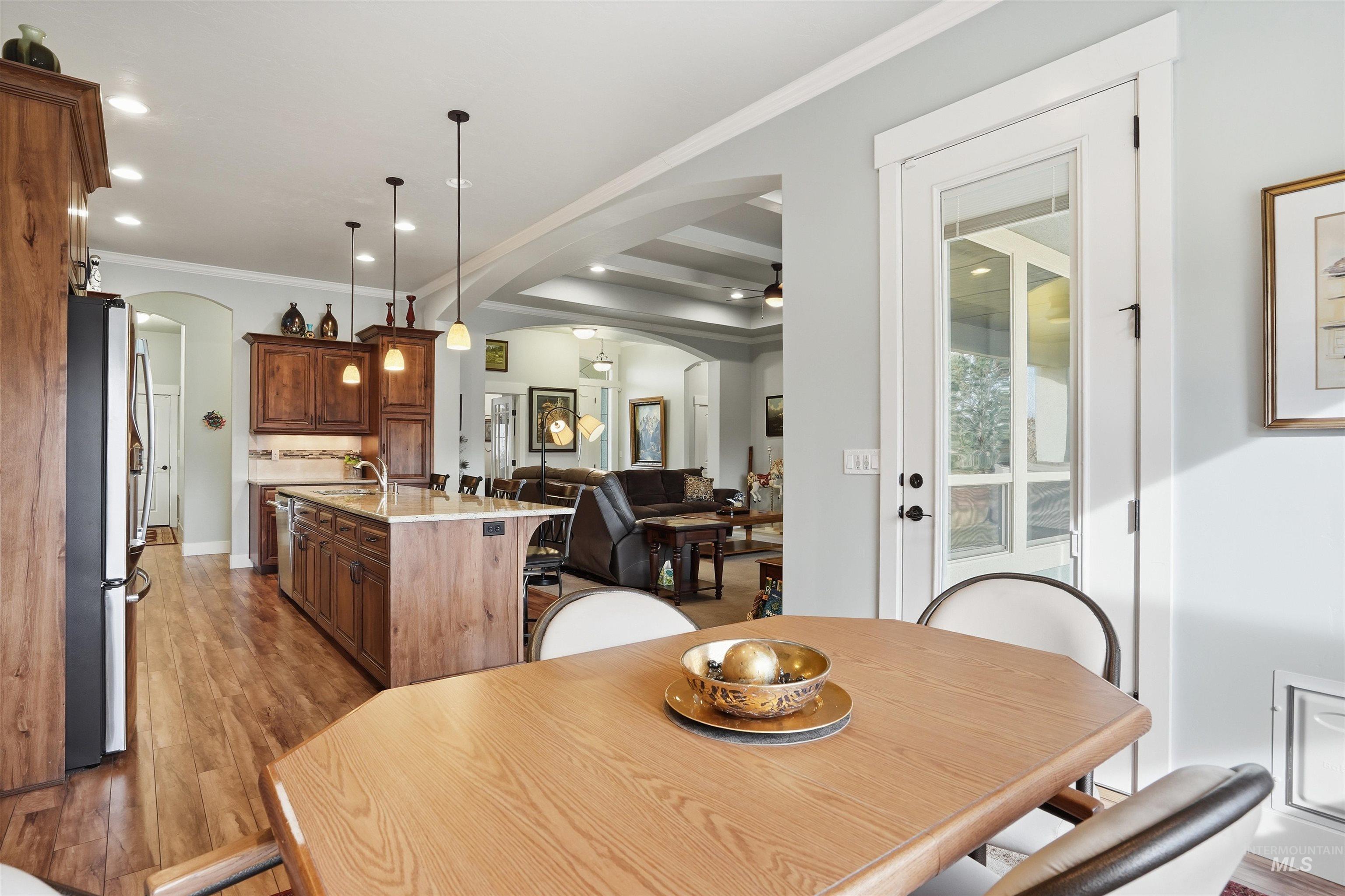 11887 W Pinewood River Lane, Star, Idaho 83669, 4 Bedrooms, 2.5 Bathrooms, Residential For Sale, Price $995,000,MLS 98999802