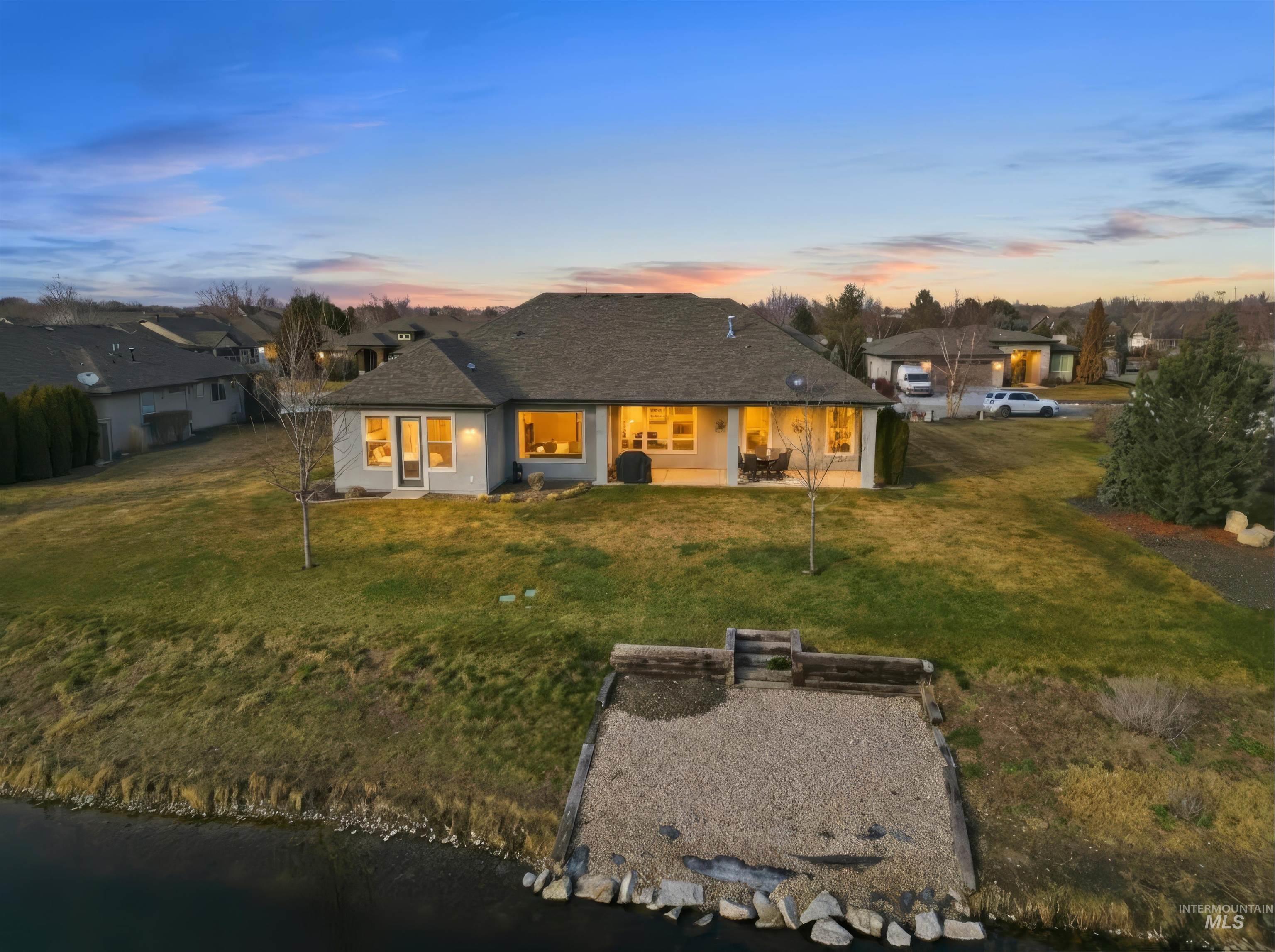11887 W Pinewood River Lane, Star, Idaho 83669, 4 Bedrooms, 2.5 Bathrooms, Residential For Sale, Price $995,000,MLS 98999802