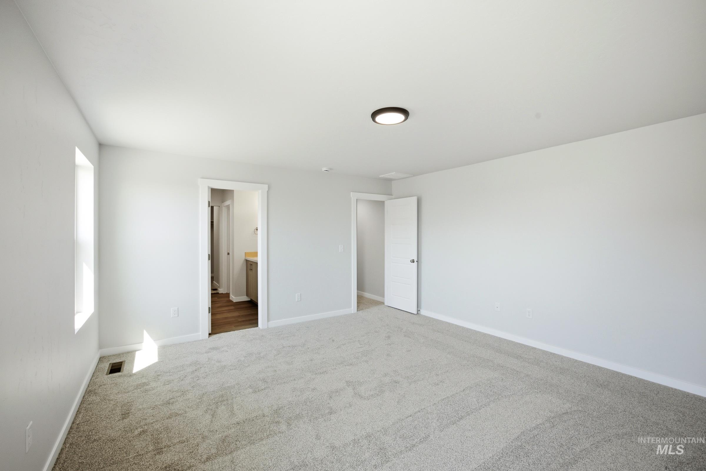 9457 W Blazing Star St, Nampa, Idaho 83687, 5 Bedrooms, 3 Bathrooms, Residential For Sale, Price $509,990,MLS 98999803