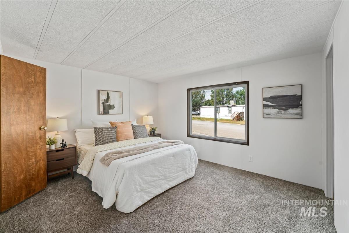 1220 N 4th st, Parma, Idaho 83660, 3 Bedrooms, 2 Bathrooms, Residential For Sale, Price $123,700, 98999804