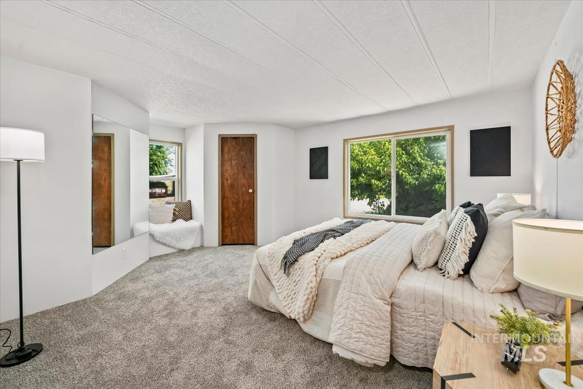 1220 N 4th st, Parma, Idaho 83660, 3 Bedrooms, 2 Bathrooms, Residential For Sale, Price $123,700, 98999804