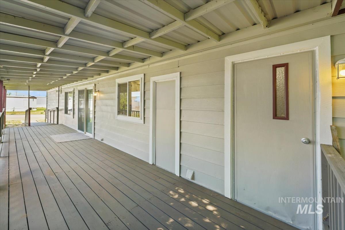 1220 N 4th st, Parma, Idaho 83660, 3 Bedrooms, 2 Bathrooms, Residential For Sale, Price $123,700, 98999804