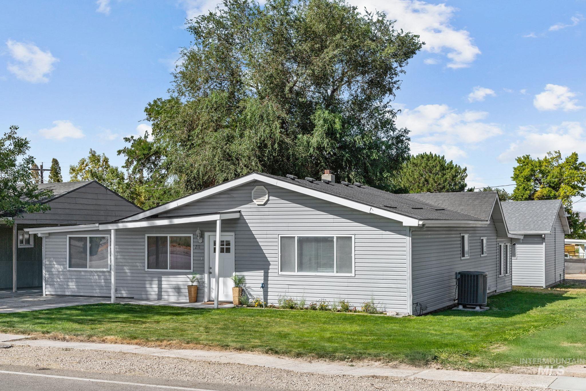 211 Randolph, Melba, Idaho 83641, 3 Bedrooms, 2 Bathrooms, Residential For Sale, Price $399,000,MLS 98999807