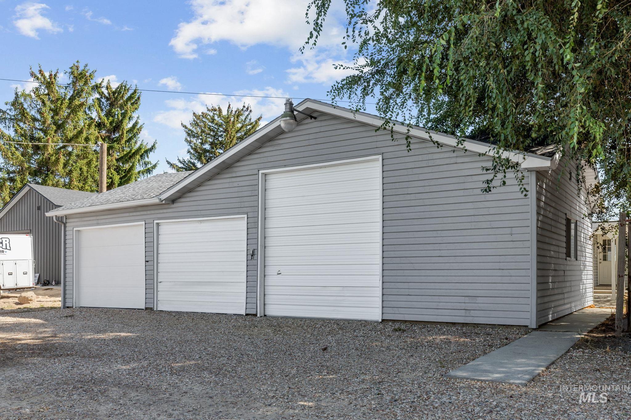 211 Randolph, Melba, Idaho 83641, 3 Bedrooms, 2 Bathrooms, Residential For Sale, Price $399,000,MLS 98999807