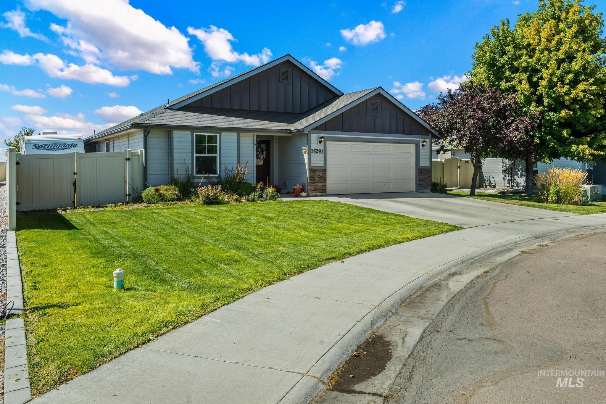 15291 N Shiko Way, Nampa, Idaho 83651, 3 Bedrooms, 2 Bathrooms, Residential For Sale, Price $400,000,MLS 98999808