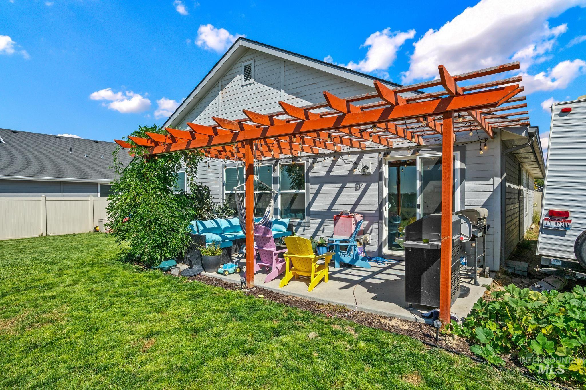 15291 N Shiko Way, Nampa, Idaho 83651, 3 Bedrooms, 2 Bathrooms, Residential For Sale, Price $400,000,MLS 98999808