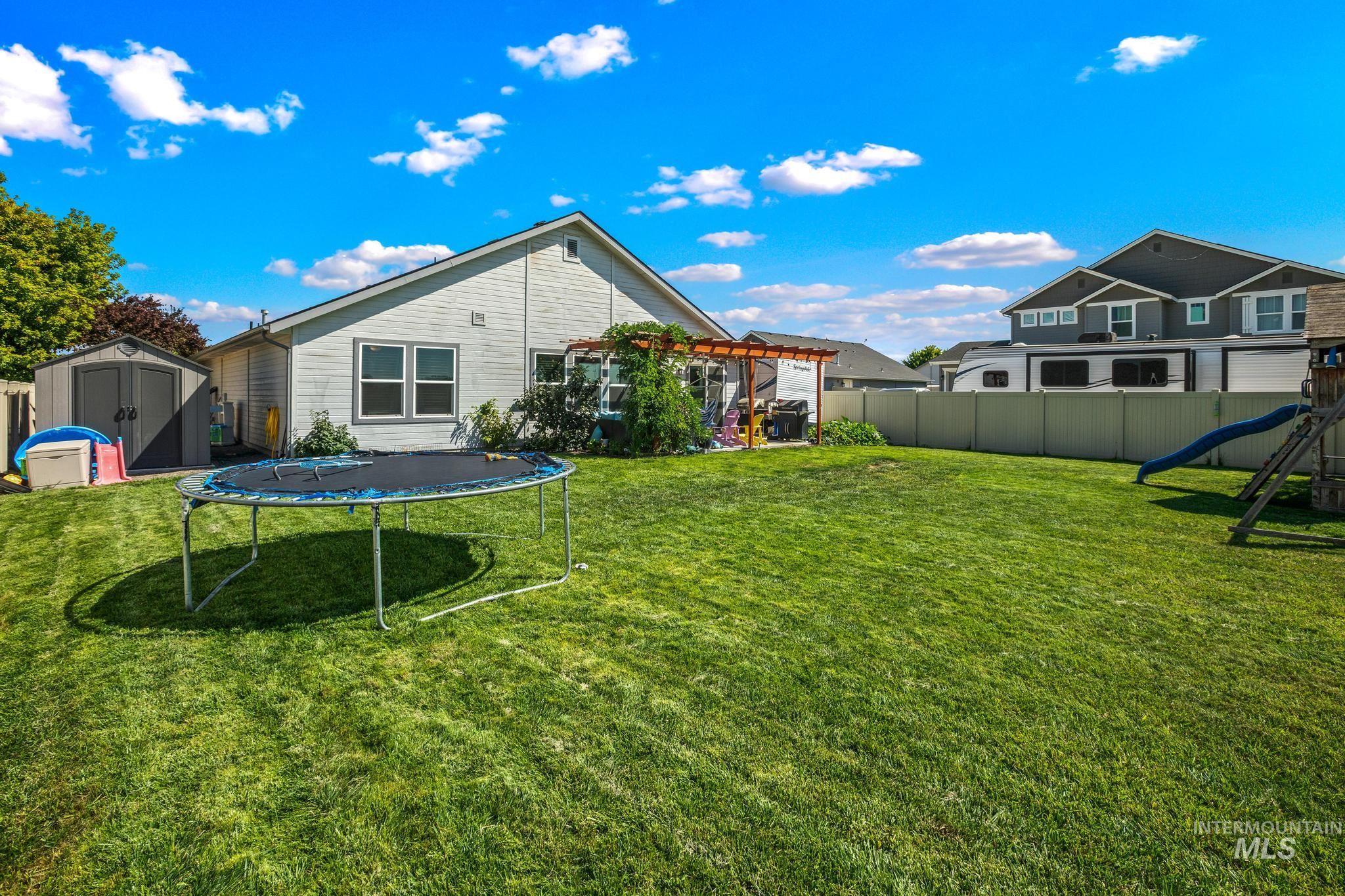 15291 N Shiko Way, Nampa, Idaho 83651, 3 Bedrooms, 2 Bathrooms, Residential For Sale, Price $400,000,MLS 98999808