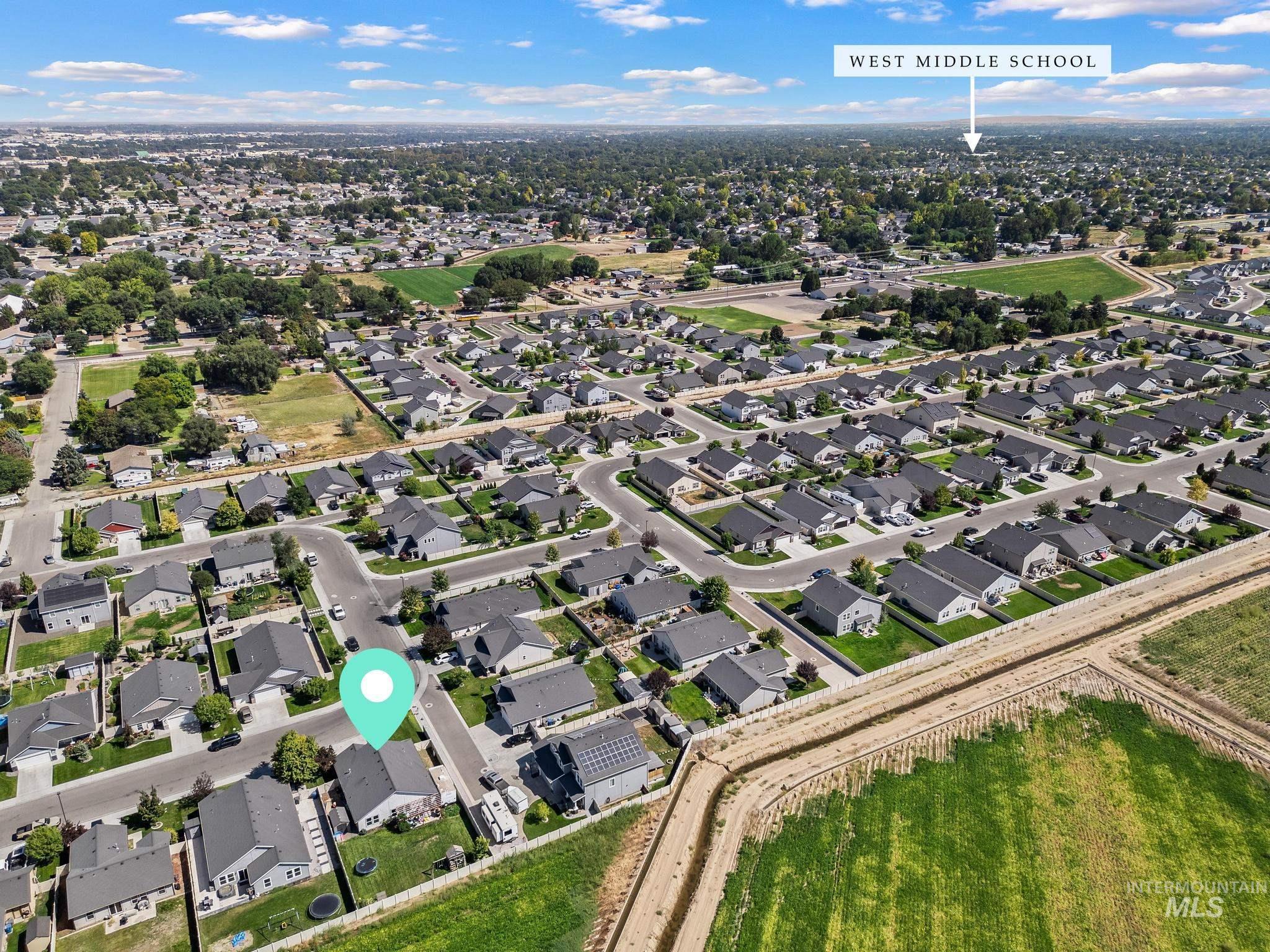 15291 N Shiko Way, Nampa, Idaho 83651, 3 Bedrooms, 2 Bathrooms, Residential For Sale, Price $400,000,MLS 98999808