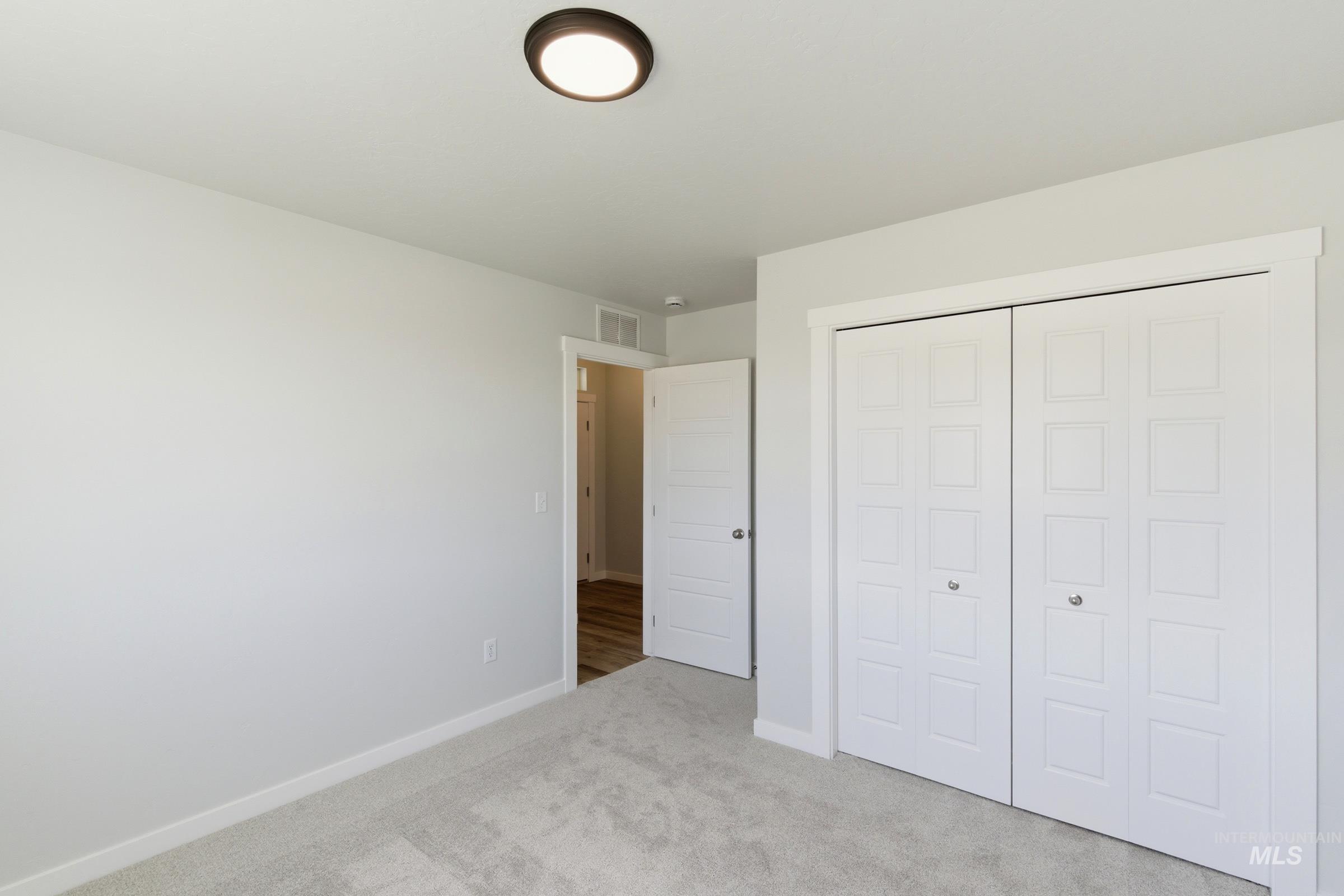 9072 W Violet St, Nampa, Idaho 83687, 4 Bedrooms, 2 Bathrooms, Residential For Sale, Price $439,990, 98999812