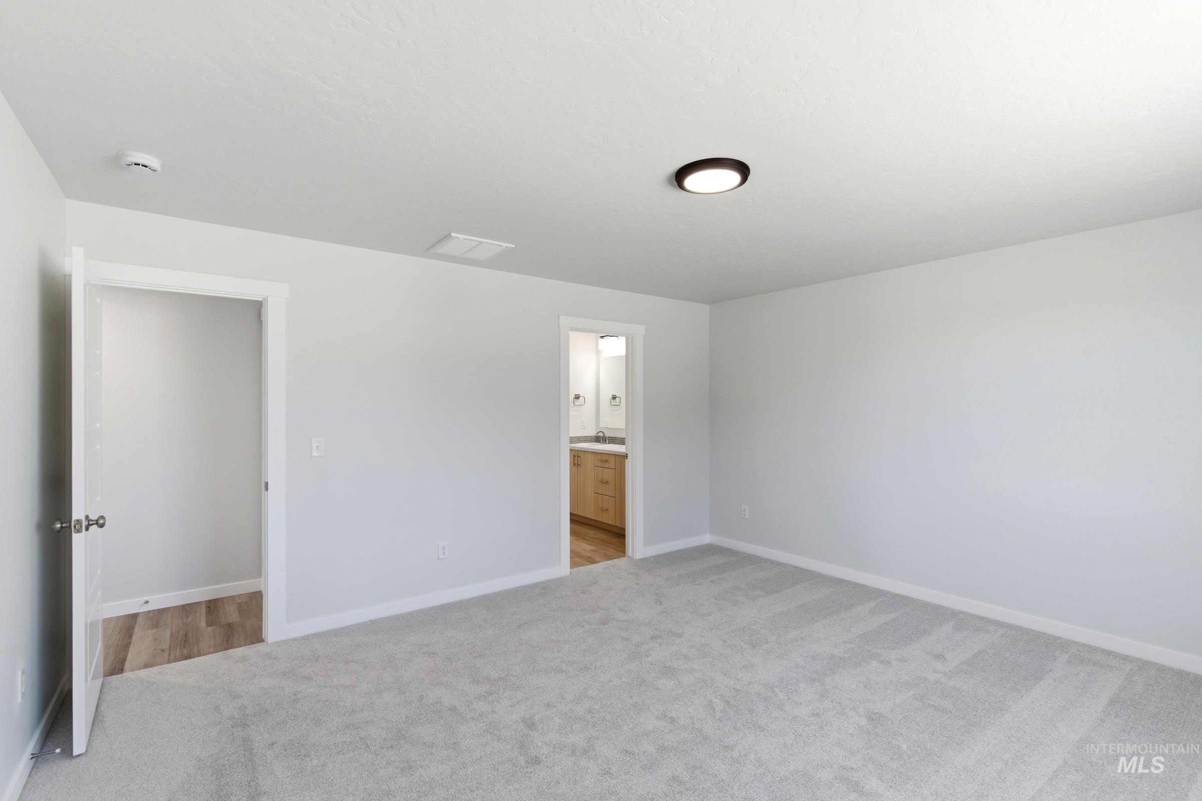 9072 W Violet St, Nampa, Idaho 83687, 4 Bedrooms, 2 Bathrooms, Residential For Sale, Price $439,990, 98999812