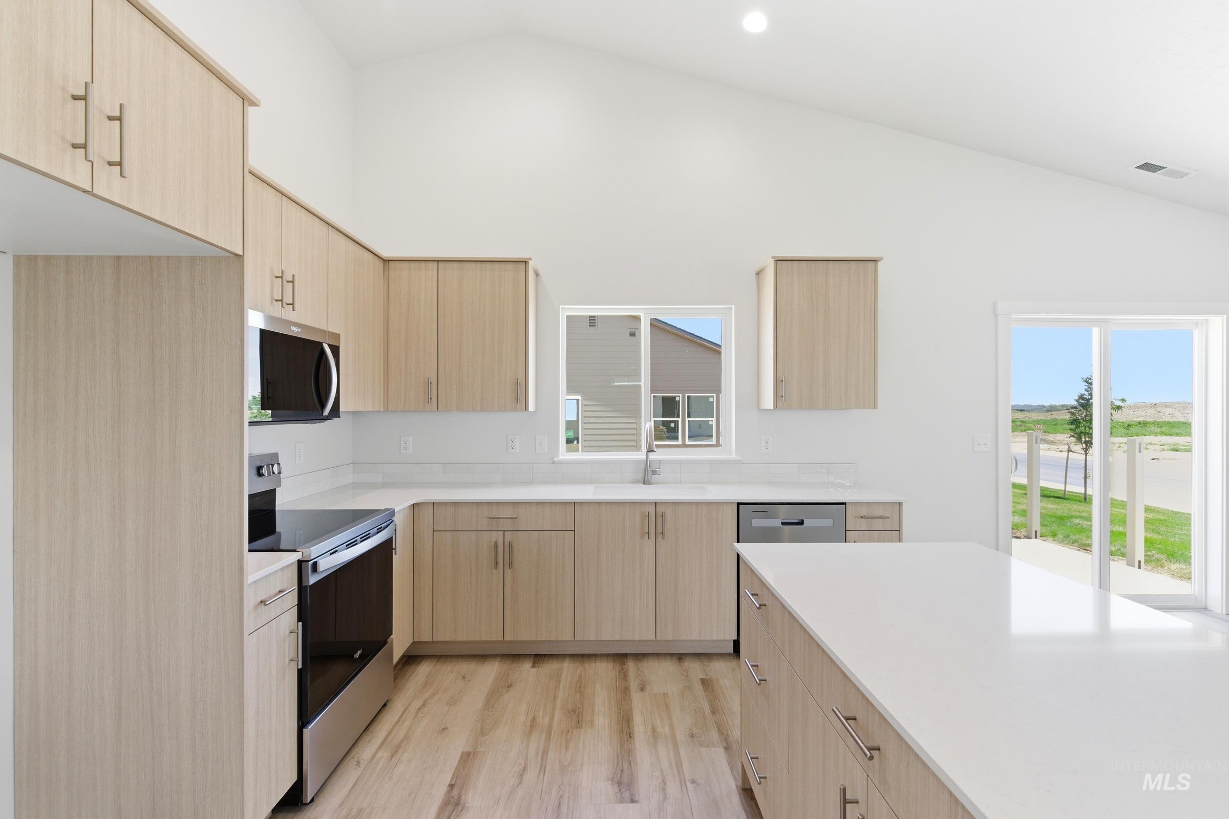 9072 W Violet St, Nampa, Idaho 83687, 4 Bedrooms, 2 Bathrooms, Residential For Sale, Price $439,990, 98999812