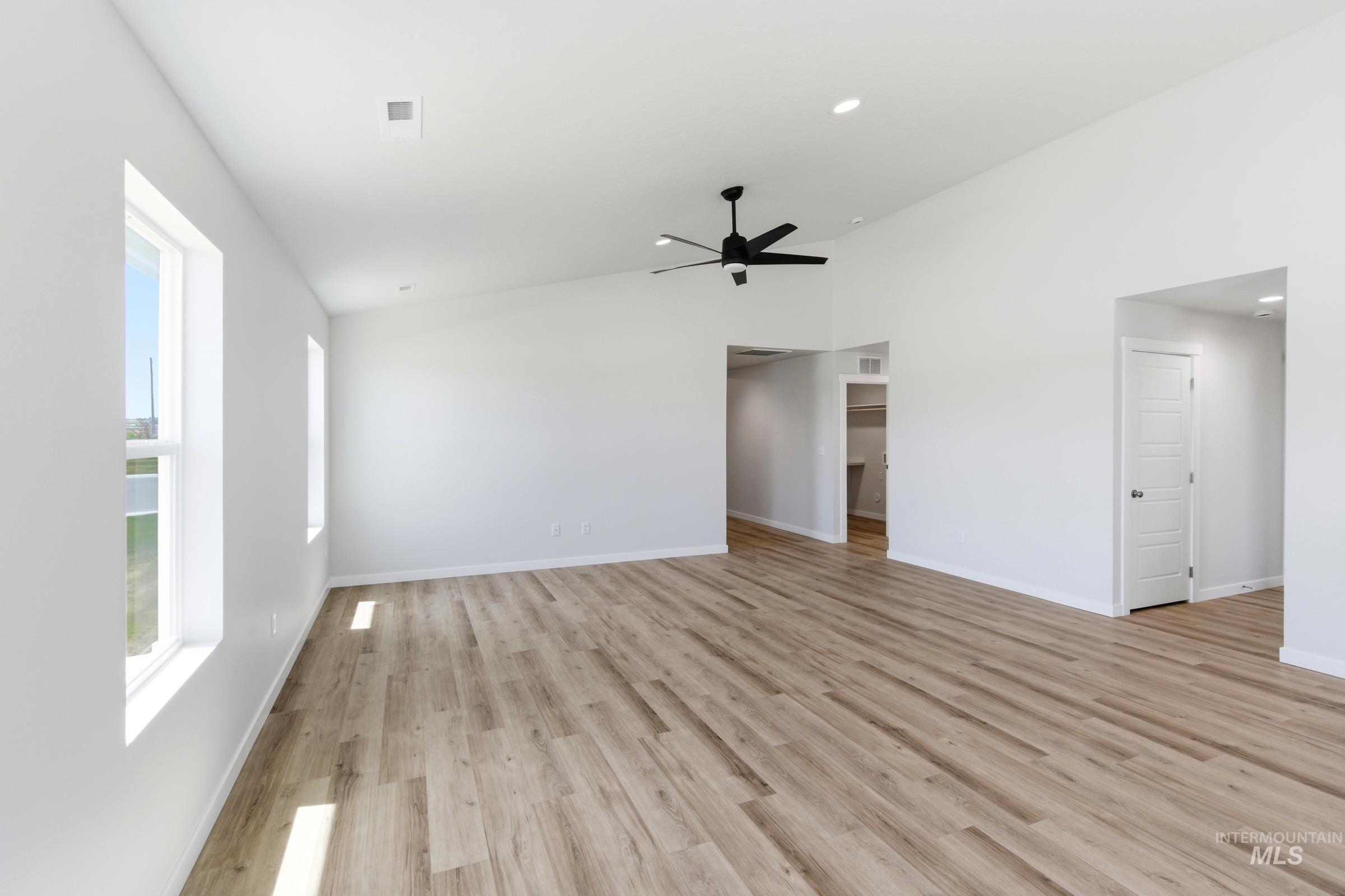 9072 W Violet St, Nampa, Idaho 83687, 4 Bedrooms, 2 Bathrooms, Residential For Sale, Price $439,990, 98999812