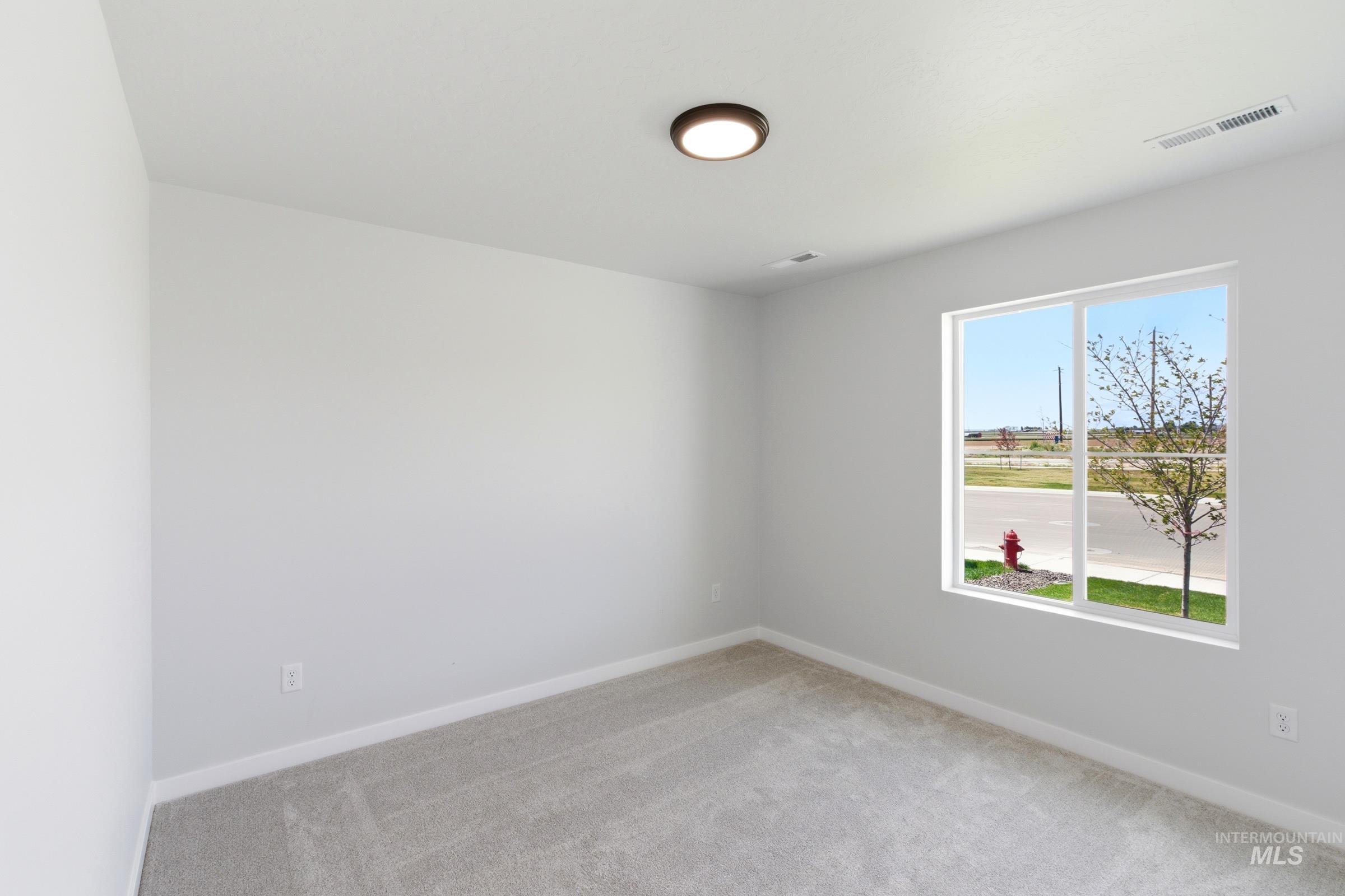 9072 W Violet St, Nampa, Idaho 83687, 4 Bedrooms, 2 Bathrooms, Residential For Sale, Price $439,990, 98999812