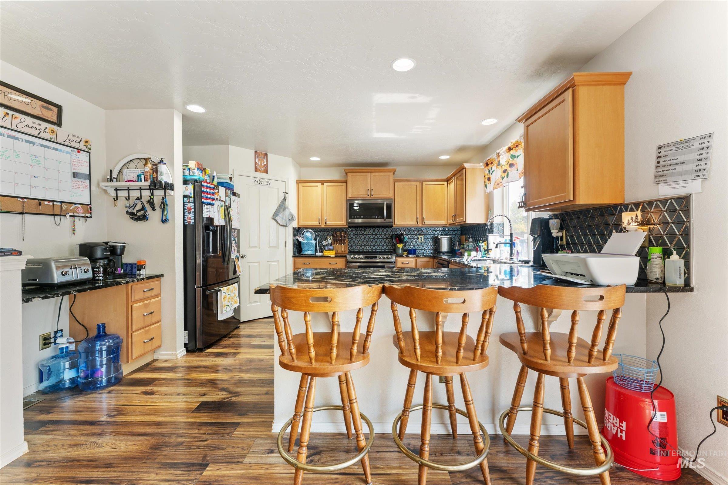 1577 Gold Street, Middleton, Idaho 83644, 5 Bedrooms, 2.5 Bathrooms, Residential For Sale, Price $500,000, 98999813